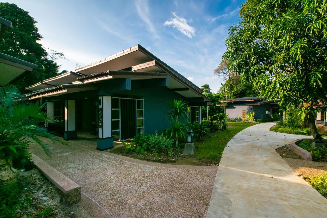 Loft Vintage Chalet Resort Koh Lanta Exterior photo